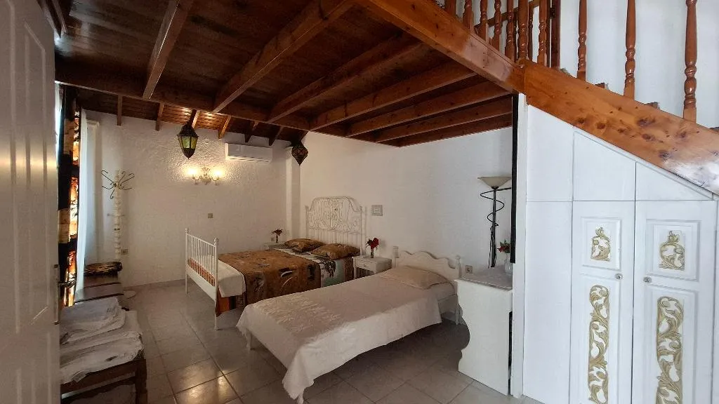 Room, Castellino Studios, Rhodes