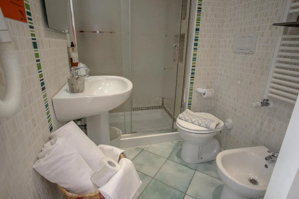 DOUBLE ONE BED Room, Antigo Trovatore, Venice