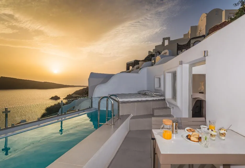 SUITE SEA VIEW THREE BEDROOMS Room, Elite Luxury Suites, Santorini