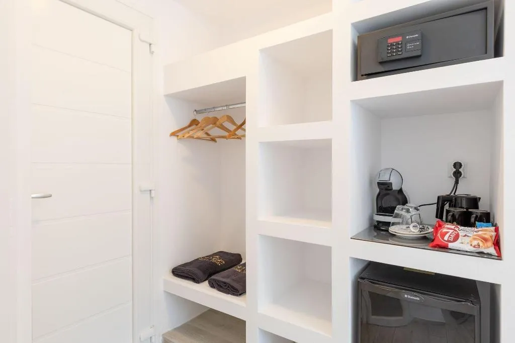 Room, Dimele Rooms & Studios, Mykonos