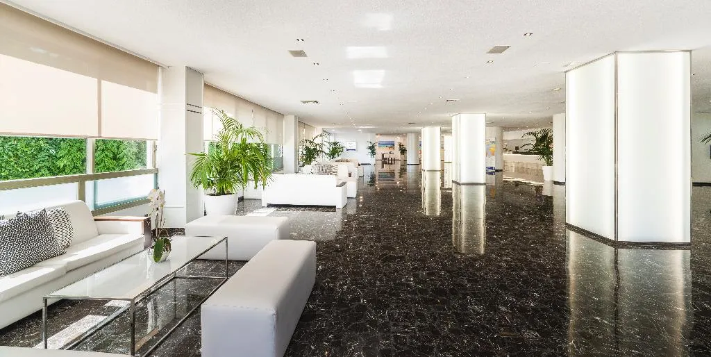 Lobby, Globales Mimosa, Majorca