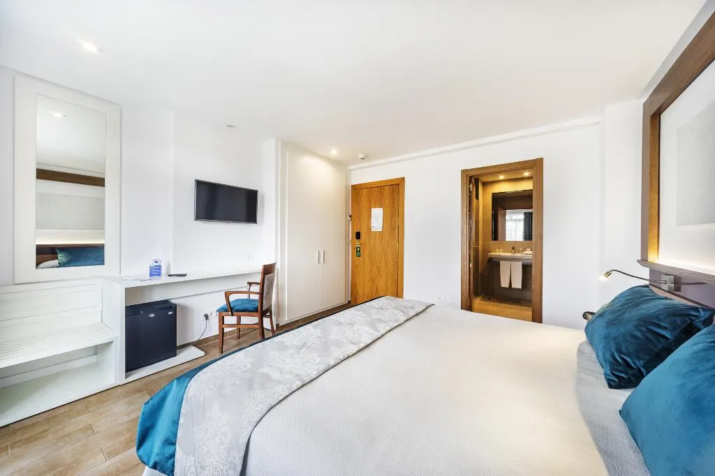 SINGLE PREMIUM Room, Óbal Hotel Marbella, Costa Del Sol