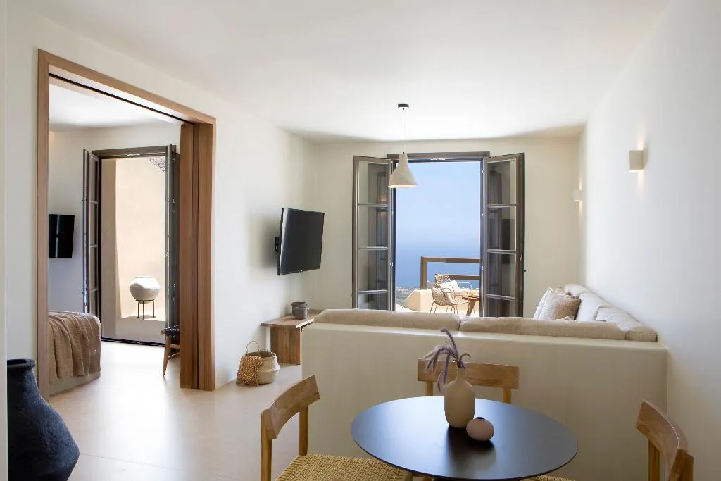 VILLA EXECUTIVE THREE BEDROOMS Room, Elessa Hotel, Santorini