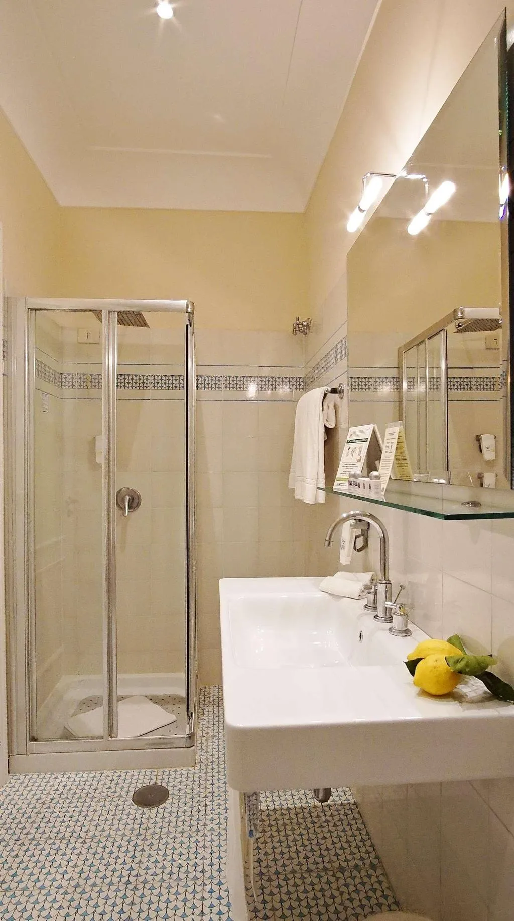 Room, Grand Hotel Aminta, Naples
