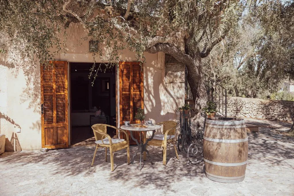 JUNIOR SUITE STANDARD Room, Ecoagroturismo Can Feliu, Majorca