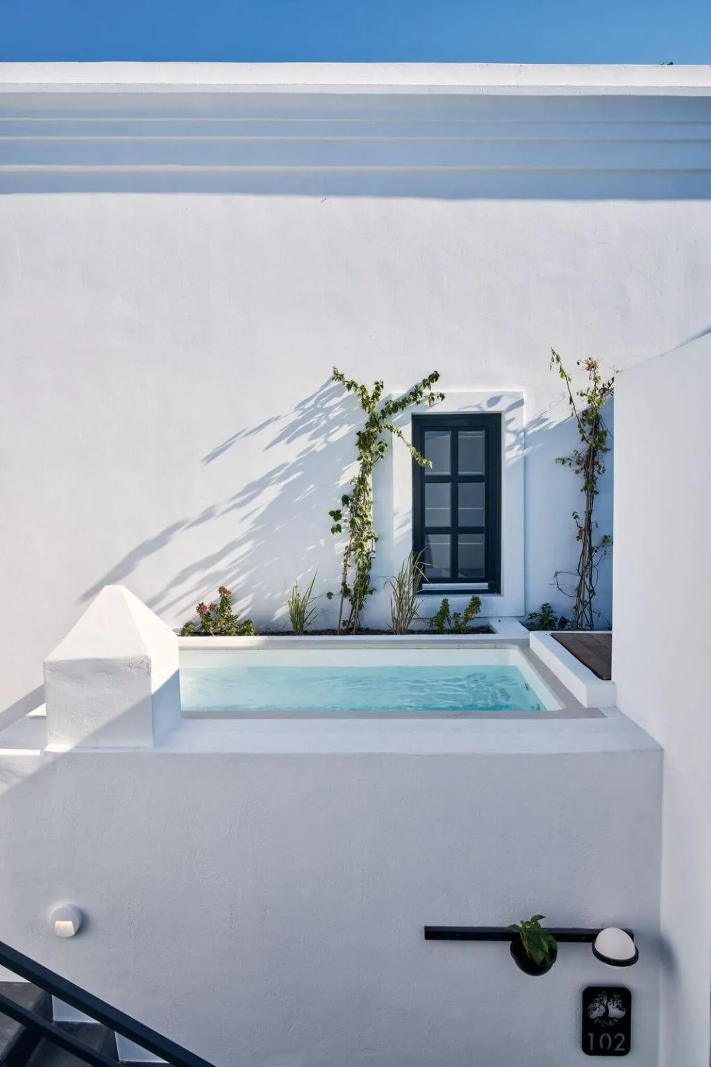 SUITE STANDARD Room, Katikies Garden Santorini - The Leading Hotels, Santorini
