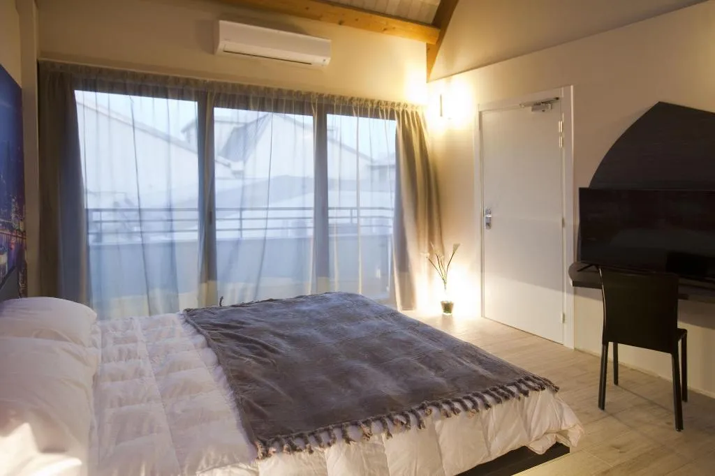 Room, Seven Rooms Milano, Milan