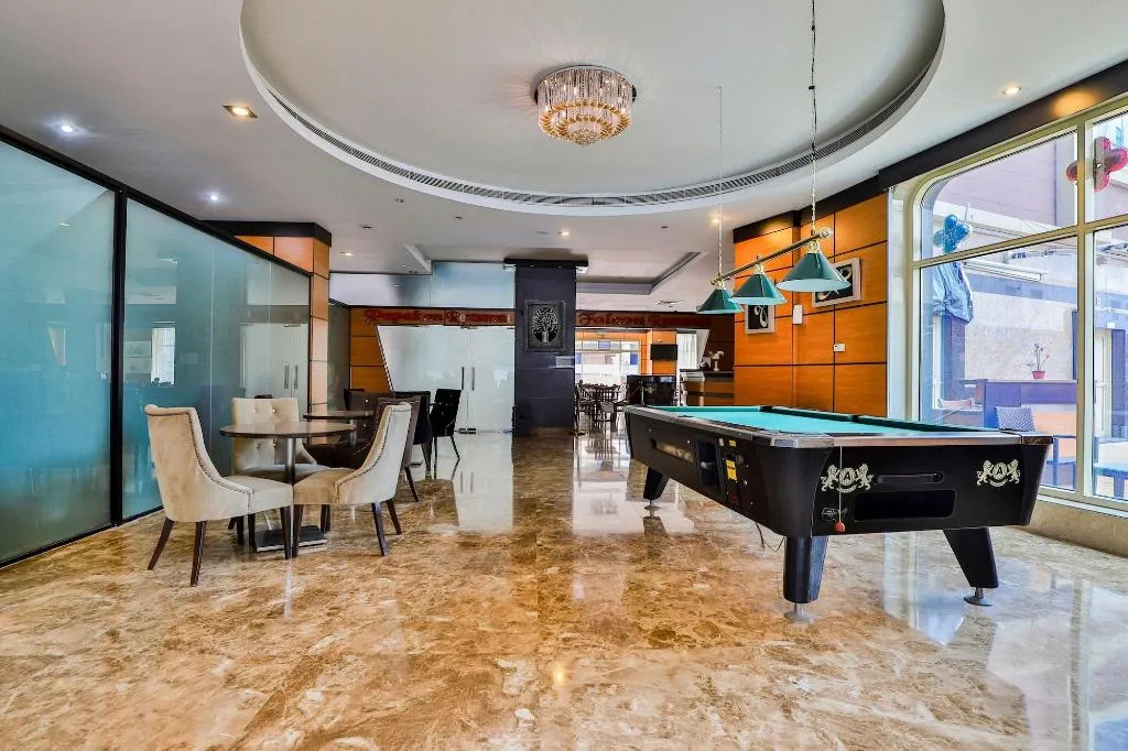Sports and Entertainment, Oyo 524 New Black Stone, Dubai