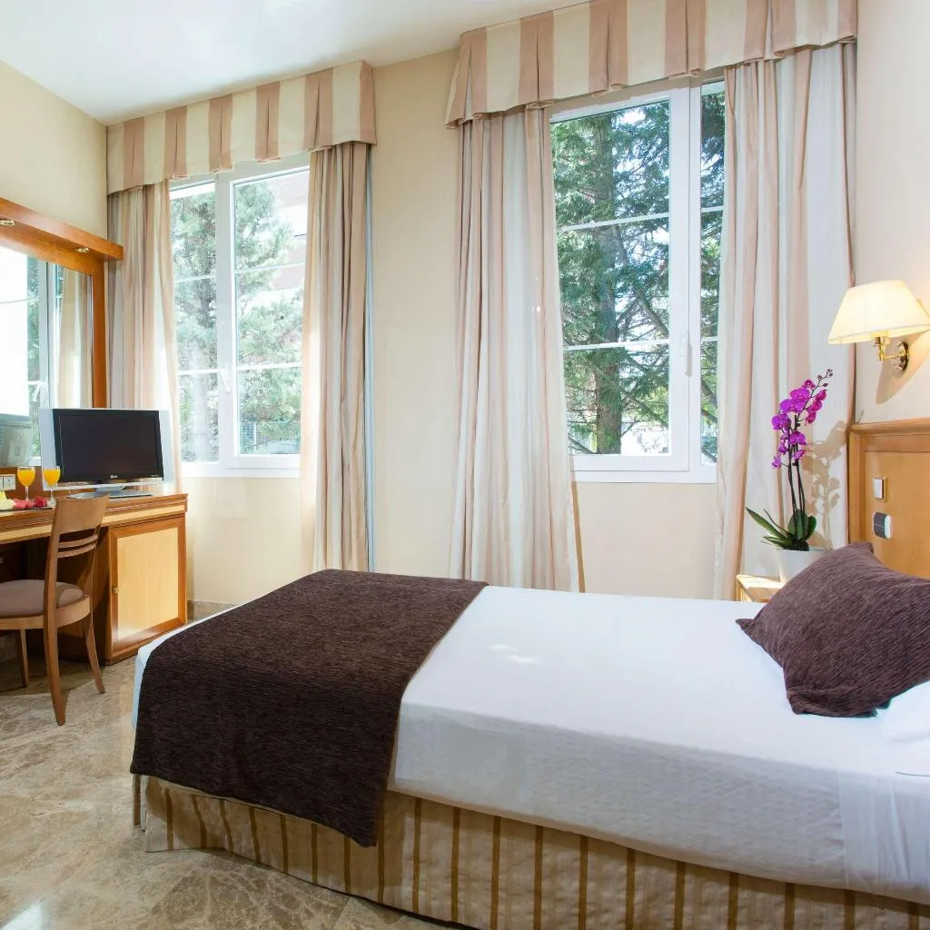 Room, VP Jardin de Tres Cantos, Madrid