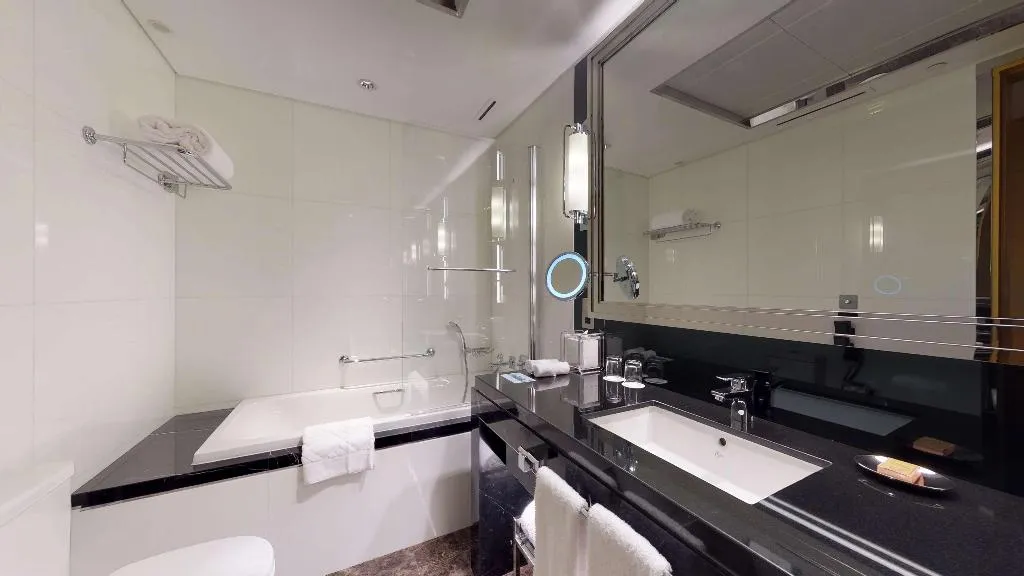 Room, Hilton Dubai Palm Jumeirah, Dubai