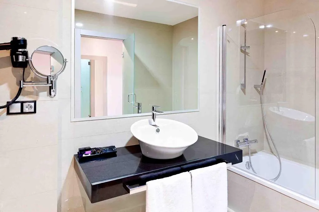 Double or Twin LAKE VIEW Room, Dña Monse Hotel Spa & Golf, Costa Blanca