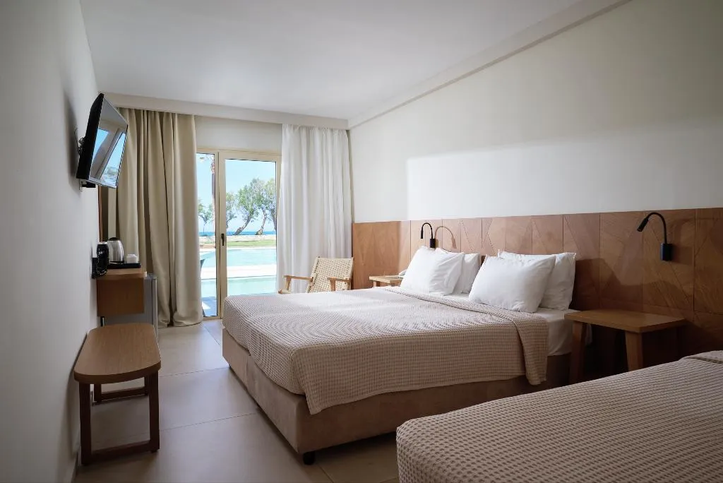Double or Twin SUPERIOR Room, Malia Bay Beach Hotel & Bungalows, Crete