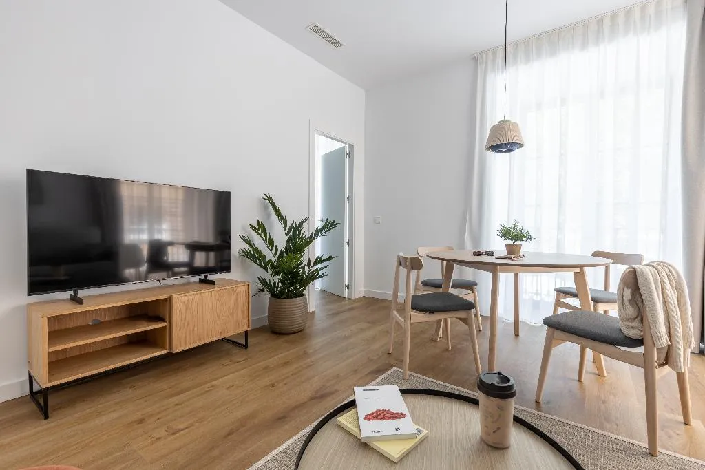 APARTMENT ONE BEDROOM Room, Libere Ciudad Real, Madrid