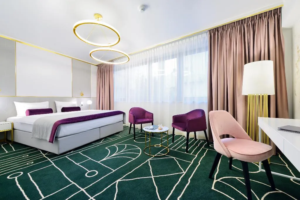 SINGLE LUXURY Room, Ferreus Modern Art Deco, Krakow