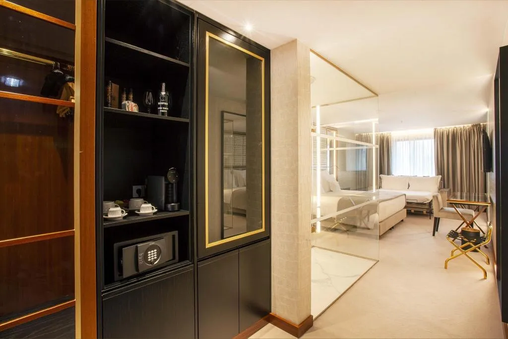 Room, Wine & Books Porto Hotel, Porto