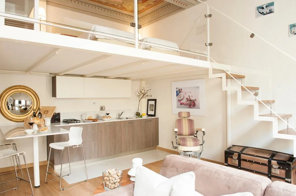 APARTMENT ONE BEDROOM ONE BATHROOM Room, Florence Art Apartments, Florence