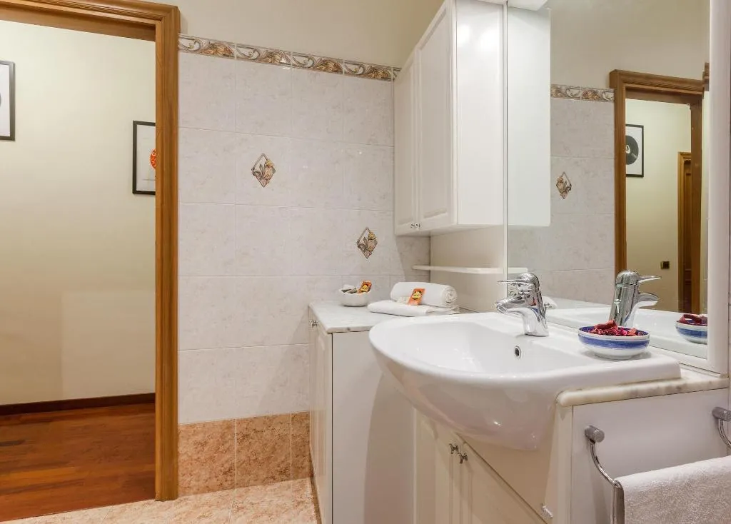 Room, Music Guesthouse Bed And Breakfast, Naples
