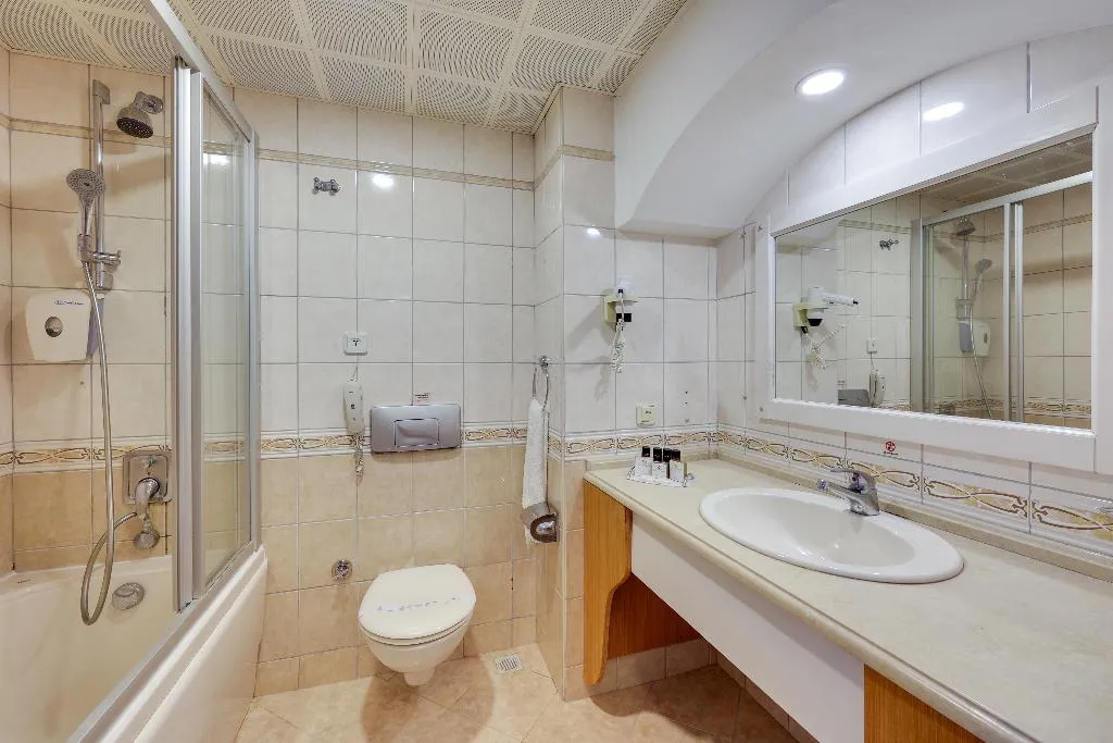 DOUBLE LAND VIEW Room, Royal Asarlik Beach Hotel, Bodrum
