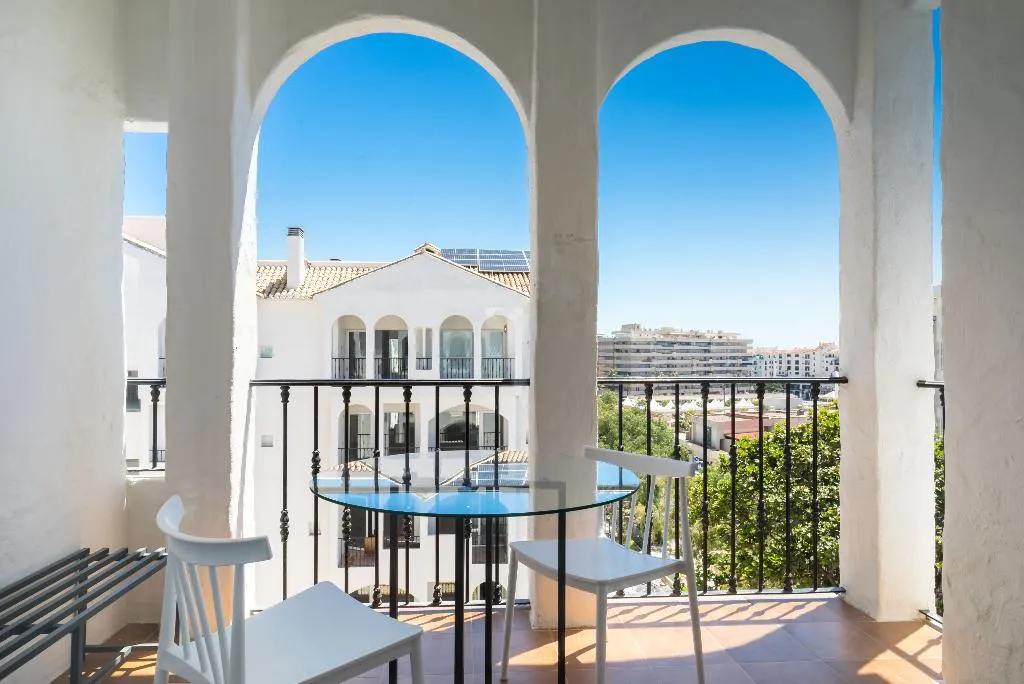 APARTMENT SUPERIOR Room, Occidental Puerto Banús, Costa Del Sol
