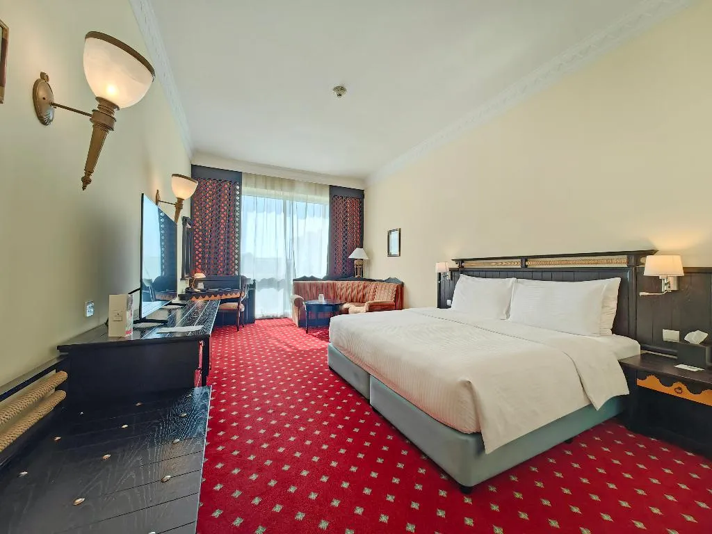 Double or Twin DELUXE Room, Millennium Airport Hotel Dubai, Dubai