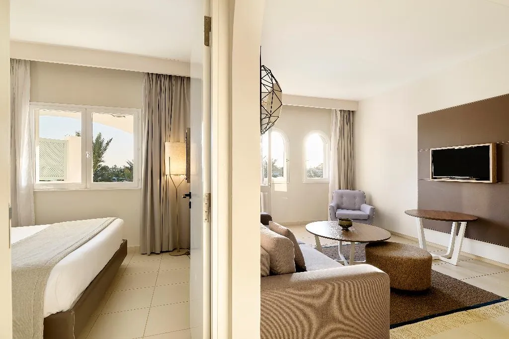 SUITE GARDEN VIEW Room, The Mirage Resort & Spa, Tunisia