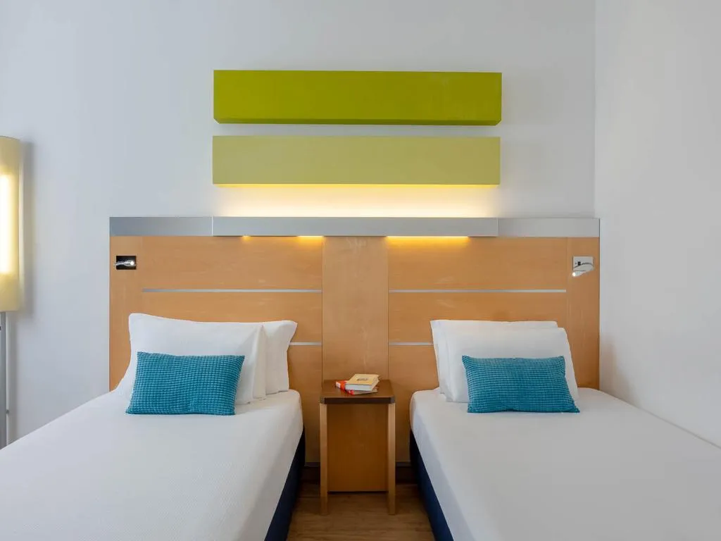 TWIN STANDARD Room, iH Hotels Milano Gioia, Milan