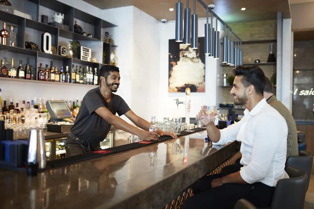 Bar, Media One, Dubai