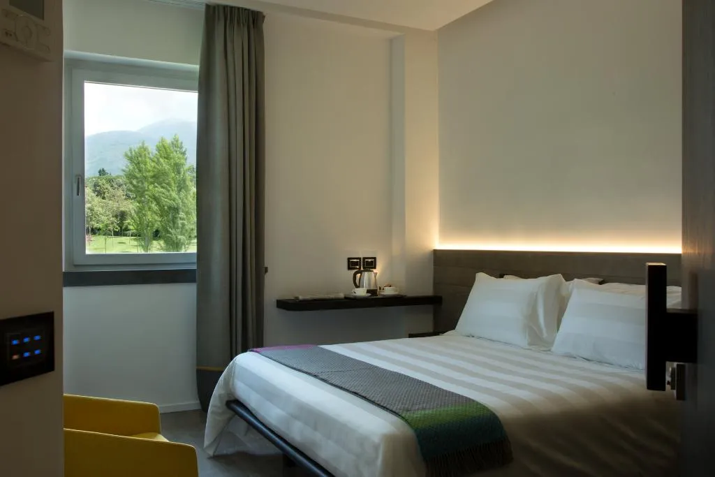 DOUBLE MOUNTAIN VIEW Room, Il San Cristoforo, Naples