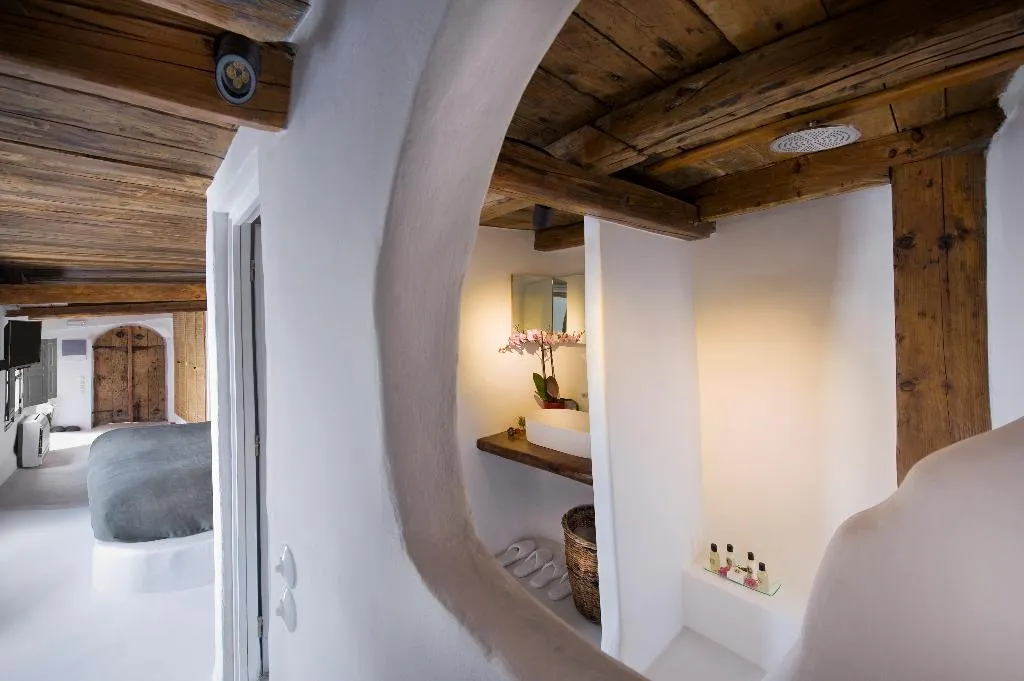 SUITE STANDARD Room, Sophia Luxury Suites, Santorini