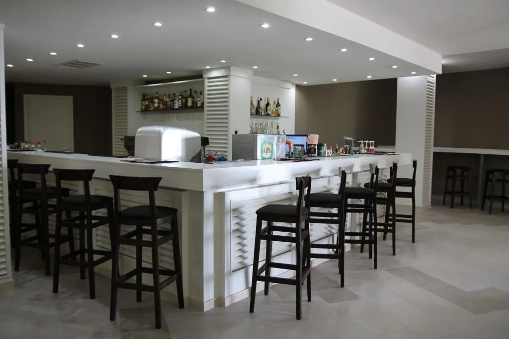 Bar, Luna Beach Hotel, Varna