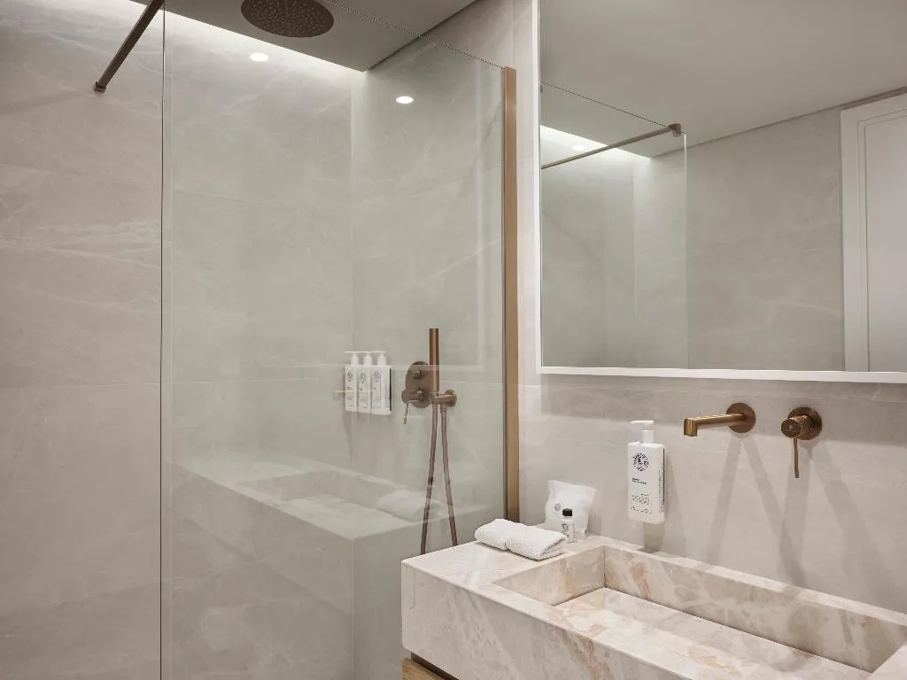 DOUBLE SUPERIOR KING BED Room, Nur Aparthotel Athens, Athens