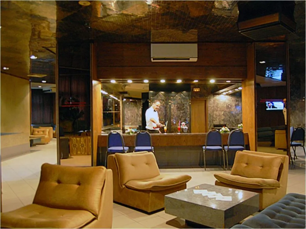 Bar, Diplomat Hotel, Tunisia