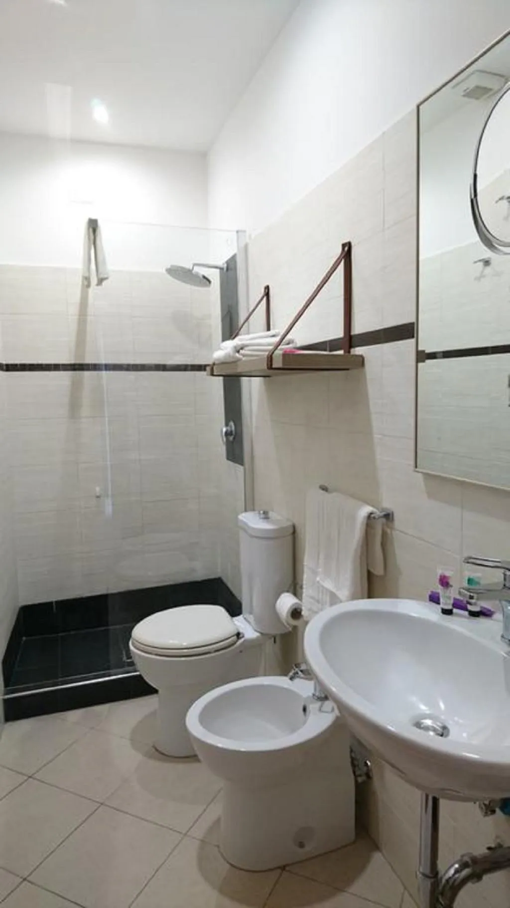 DOUBLE STANDARD Room, Centrale, Catania
