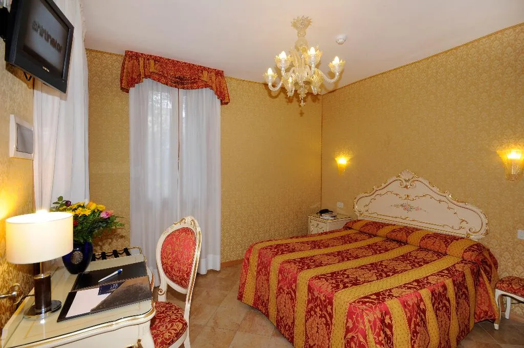 DOUBLE DELUXE WITH TERRACE Room, Il Mercante di Venezia, Venice