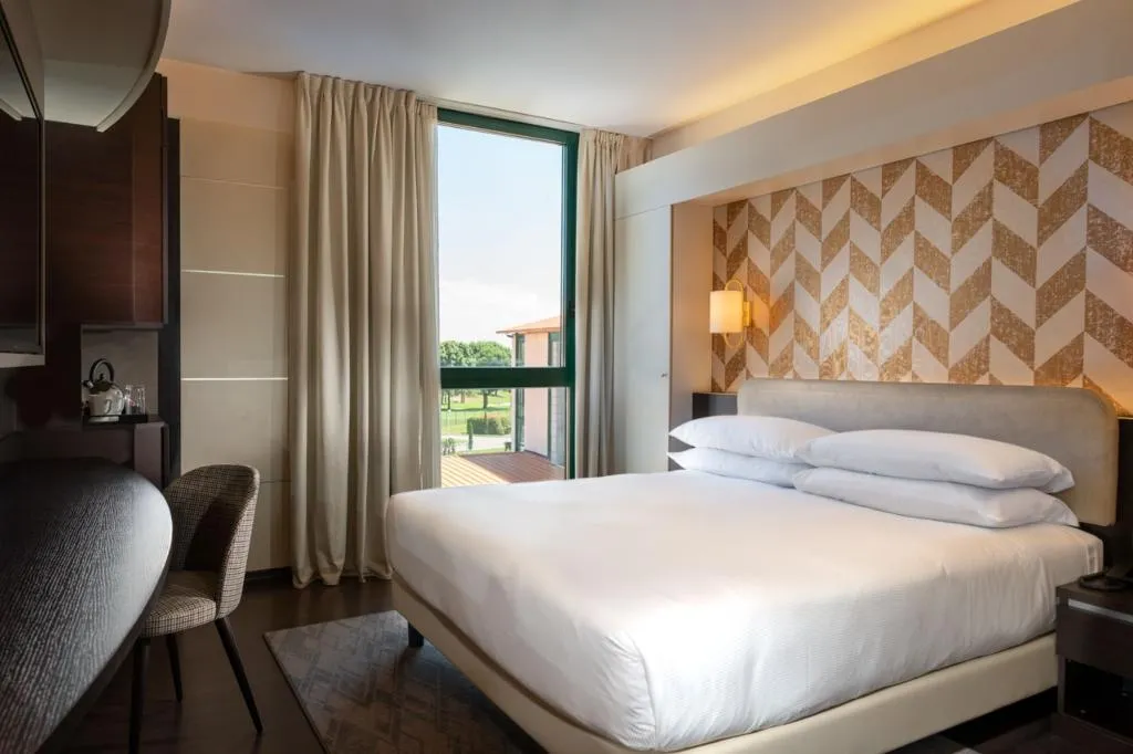 Room, Doubletree by Hilton Milan Malpensa Solbiate Olona, Milan