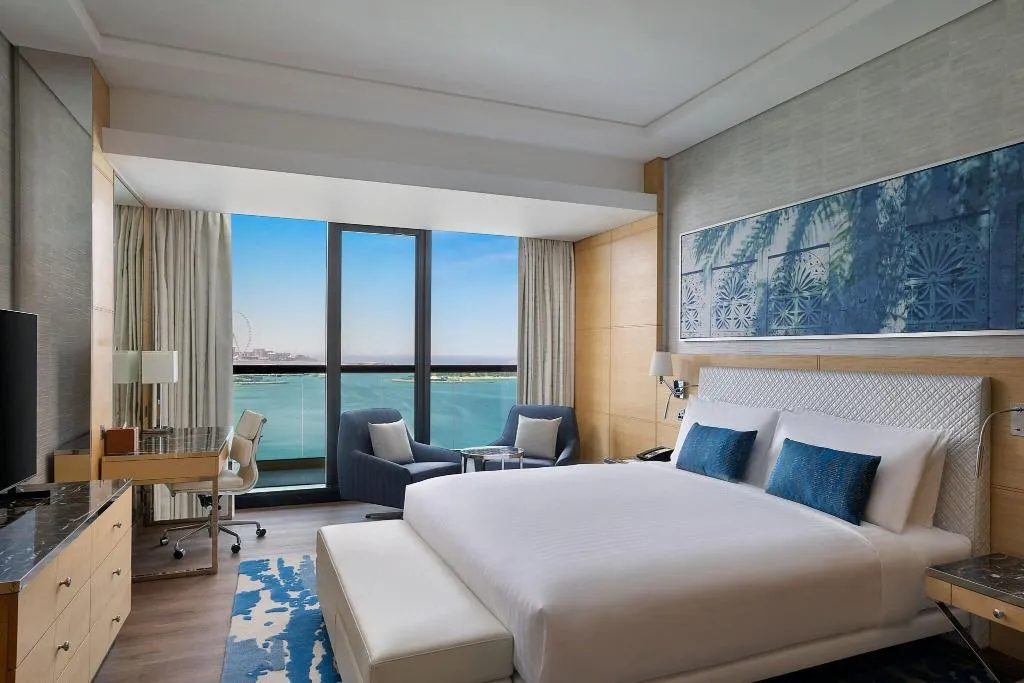 SUITE CLUB EXECUTIVE Room, Marriott Resort Palm Jumeirah Dubai, Dubai