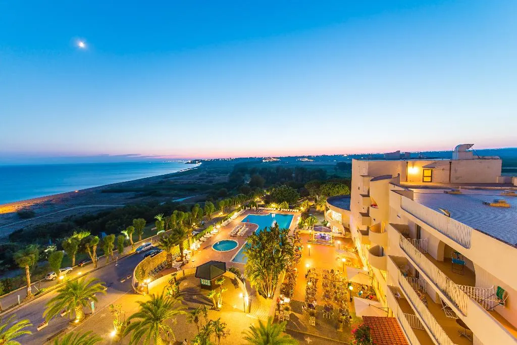 Pool, Paradise Beach Resort, Palermo