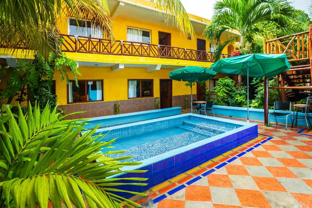 Pool, OYO Hotel Playa Del Carmen, Playa Del Carmen