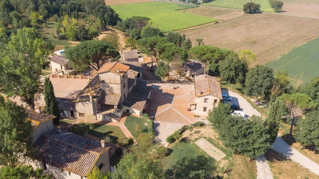 General view, Gh Borgo Pulciano Agriturismo, Perugia