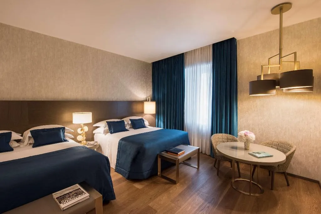 Room, Rosa Grand Milano - Starhotels Collezione, Milan