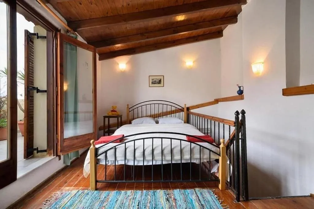 Room, Hera Studios, Crete