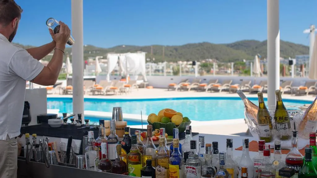 Bar, THB Ocean Beach, Ibiza