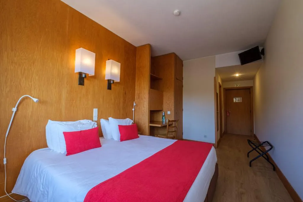 Double or Twin SUPERIOR Room, Vilar Oporto Hotel, Porto