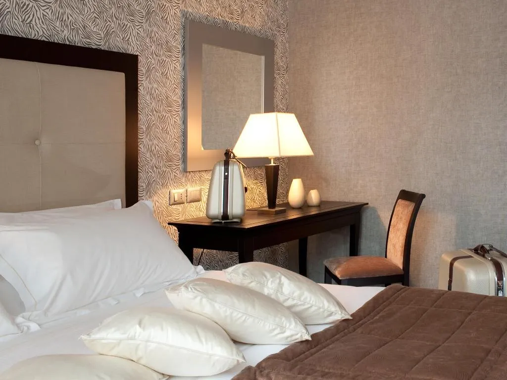 Room, c-hotels Fiume, Rome