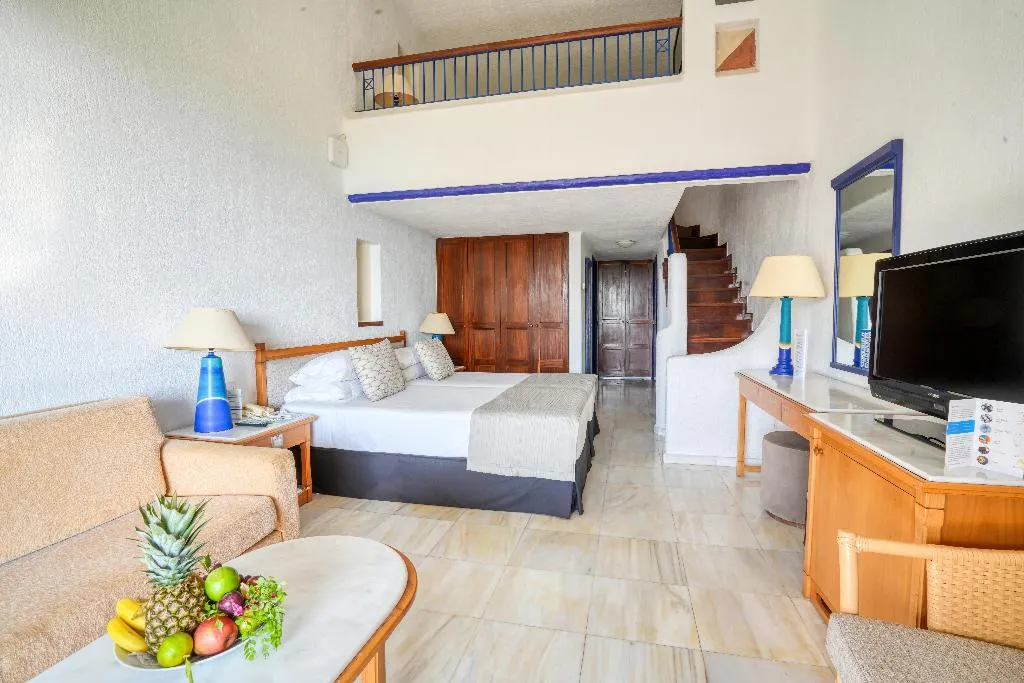 STUDIO DUPLEX Room, Coral Beach Hotel and Resort, Cyprus