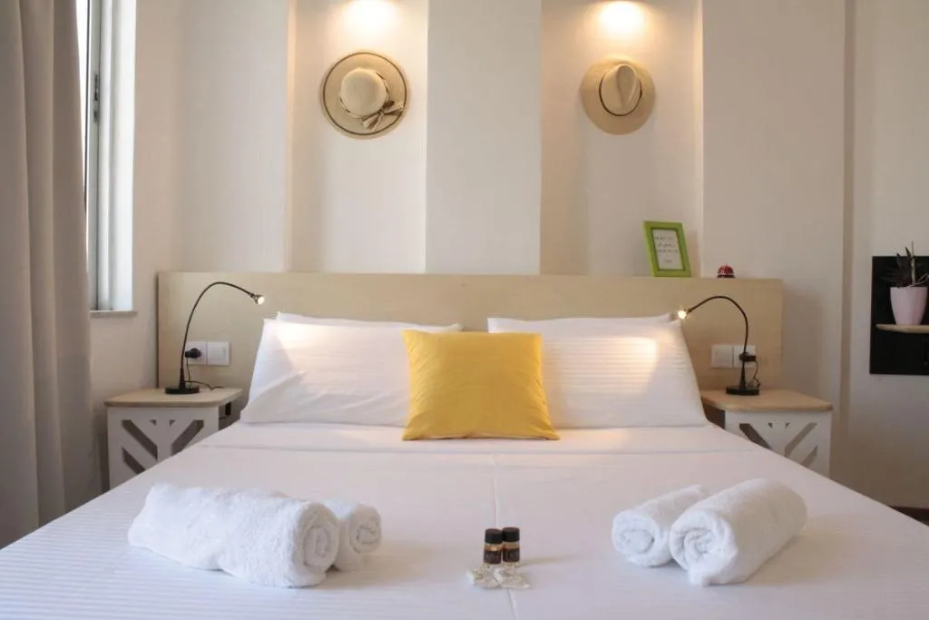 Room, Crops Suites, Crete