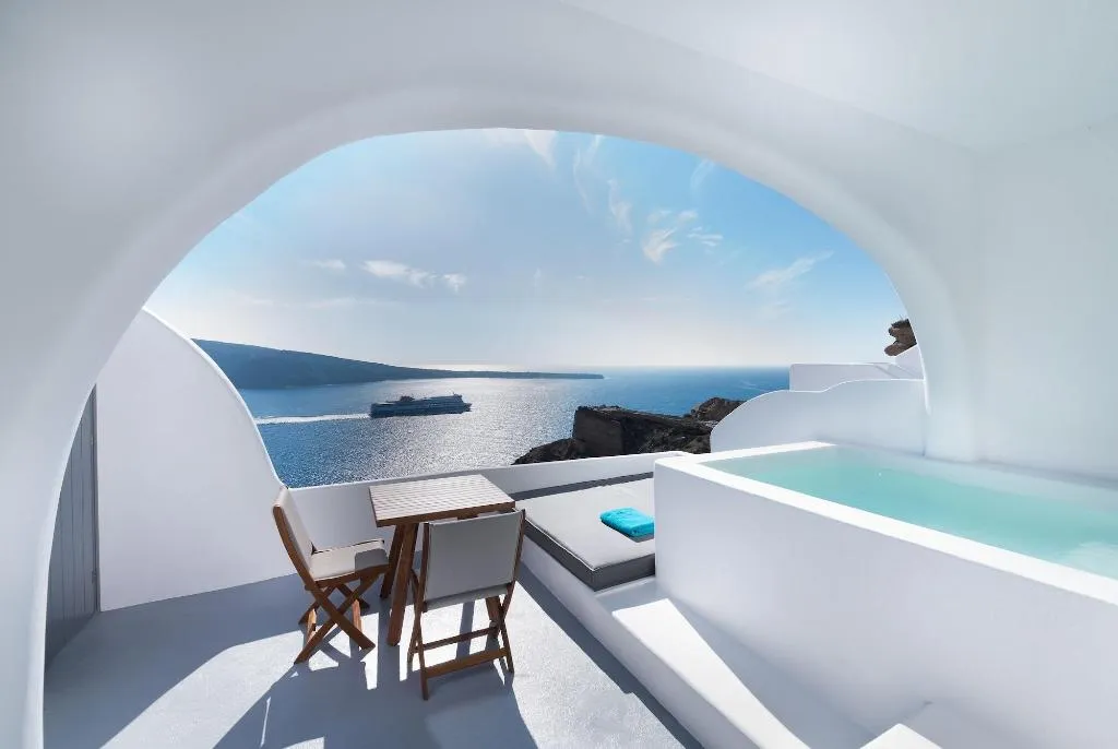 Room, Maregio Suites, Santorini
