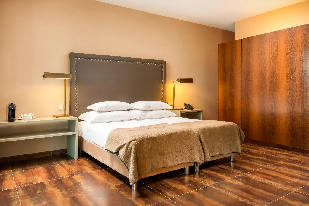 Double or Twin STANDARD Room, NAU Morgado Golf and Country Club, Algarve