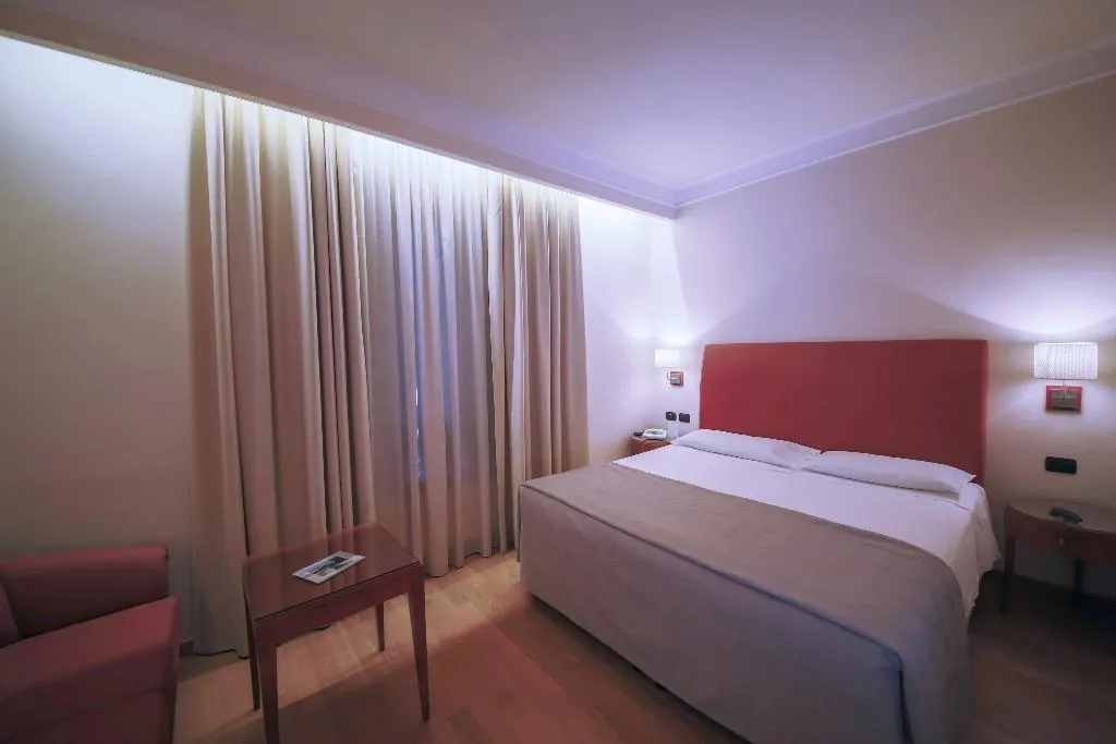 TRIPLE SUPERIOR Room, Monica Hotel Fiera, Milan