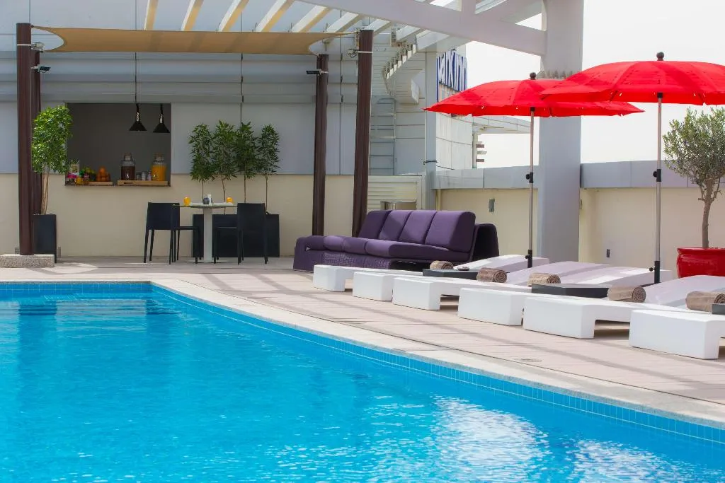 Pool, Park Inn by Radisson Dubai Motor City, Dubai